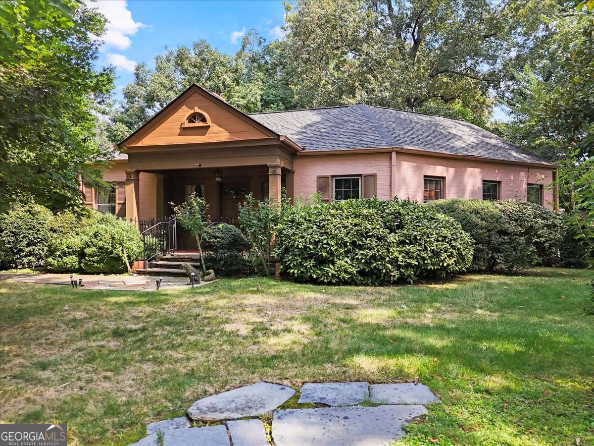 3061 Peachtree Drive NE Atlanta GA 30305