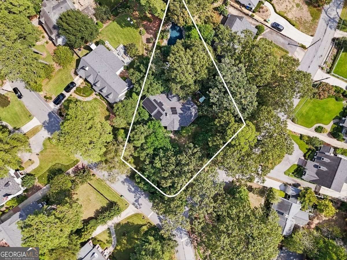 3061 Peachtree Drive NE Atlanta GA 30305
