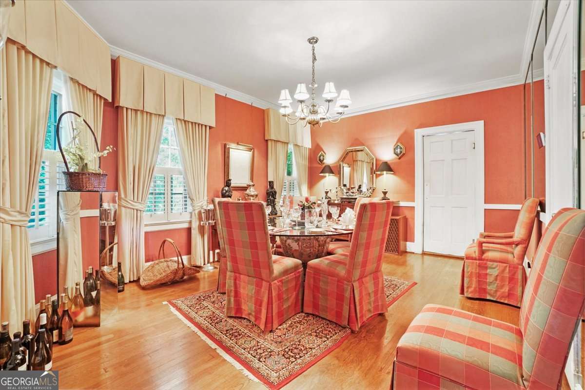3061 Peachtree Drive NE Atlanta GA 30305