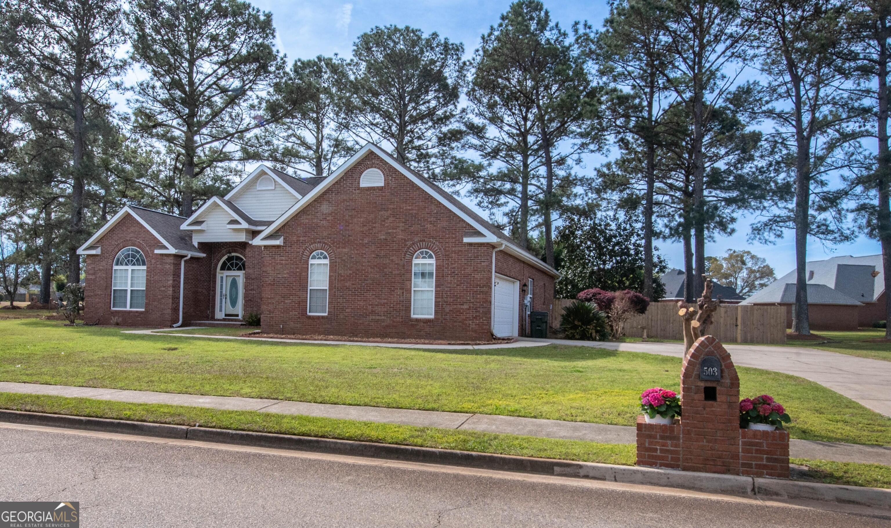 503 Victoria Circle Warner Robins GA 31088