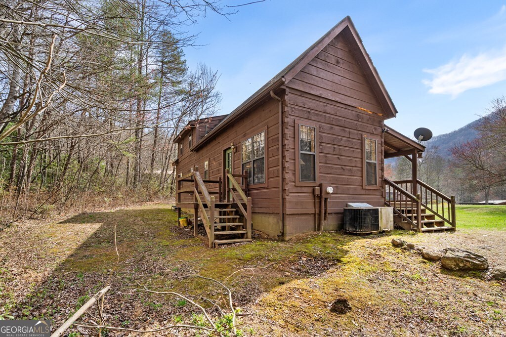 1852 Deer Run Circle Hiawassee GA 30546