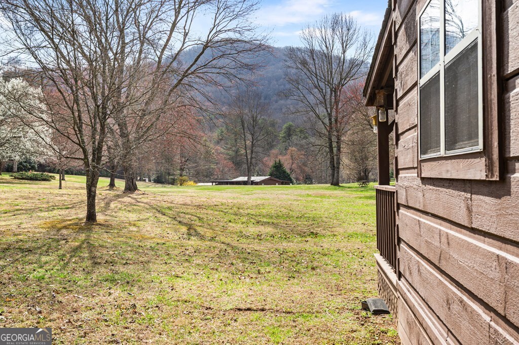 1852 Deer Run Circle Hiawassee GA 30546