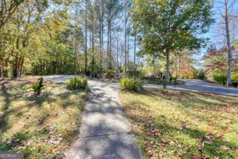 2105 Gordon Drive Young Harris GA 30582