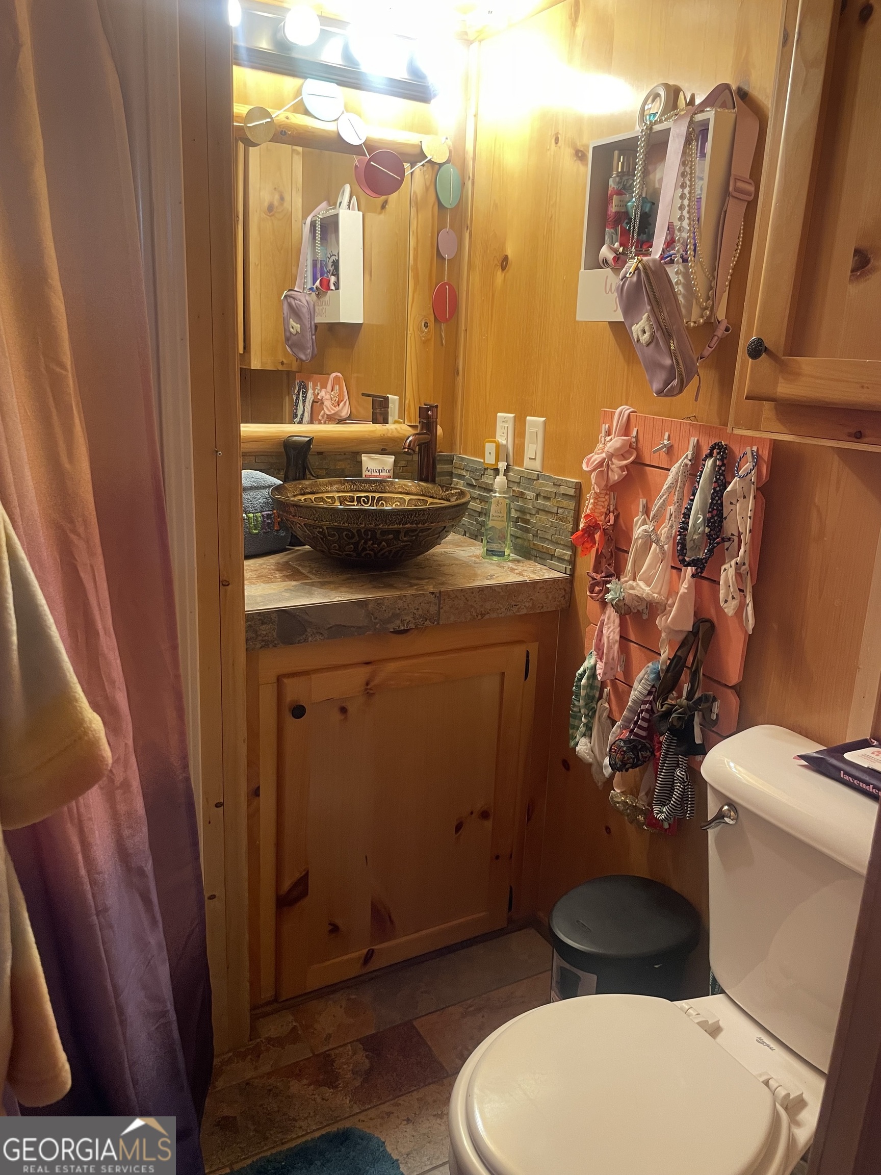 8 Cindy Parkway Cleveland GA 30528