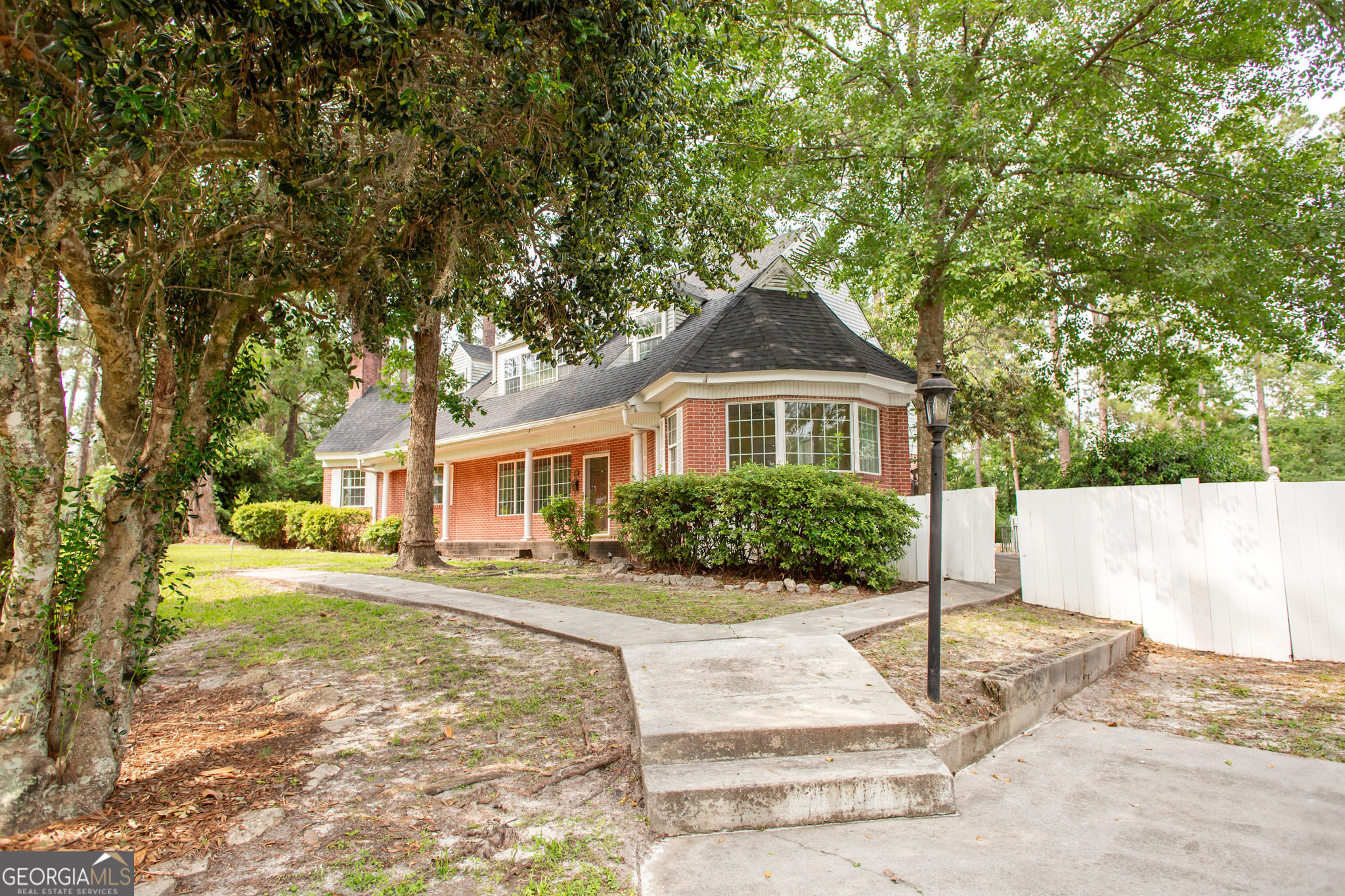 1701 Satilla Boulevard Waycross GA 31501