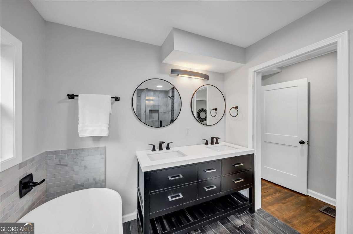 3423 Rugby Circle Atlanta GA 30337