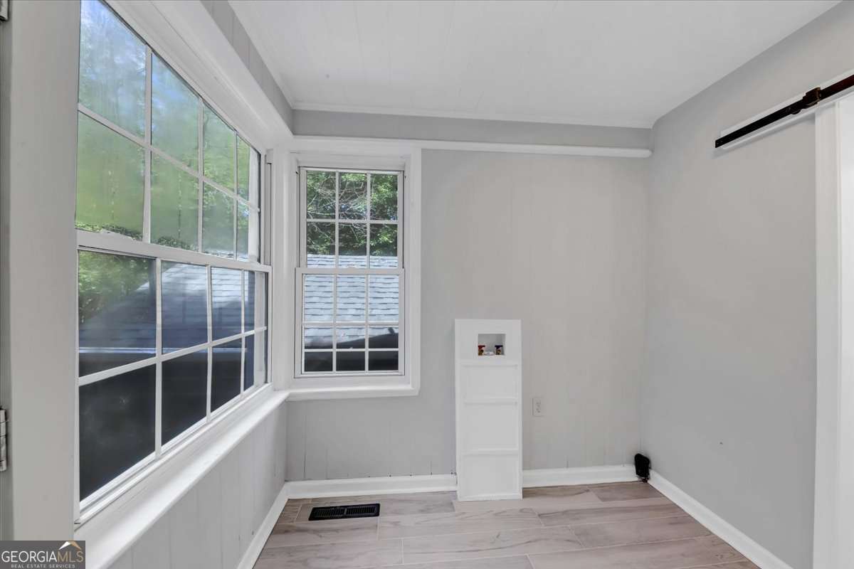 3423 Rugby Circle Atlanta GA 30337
