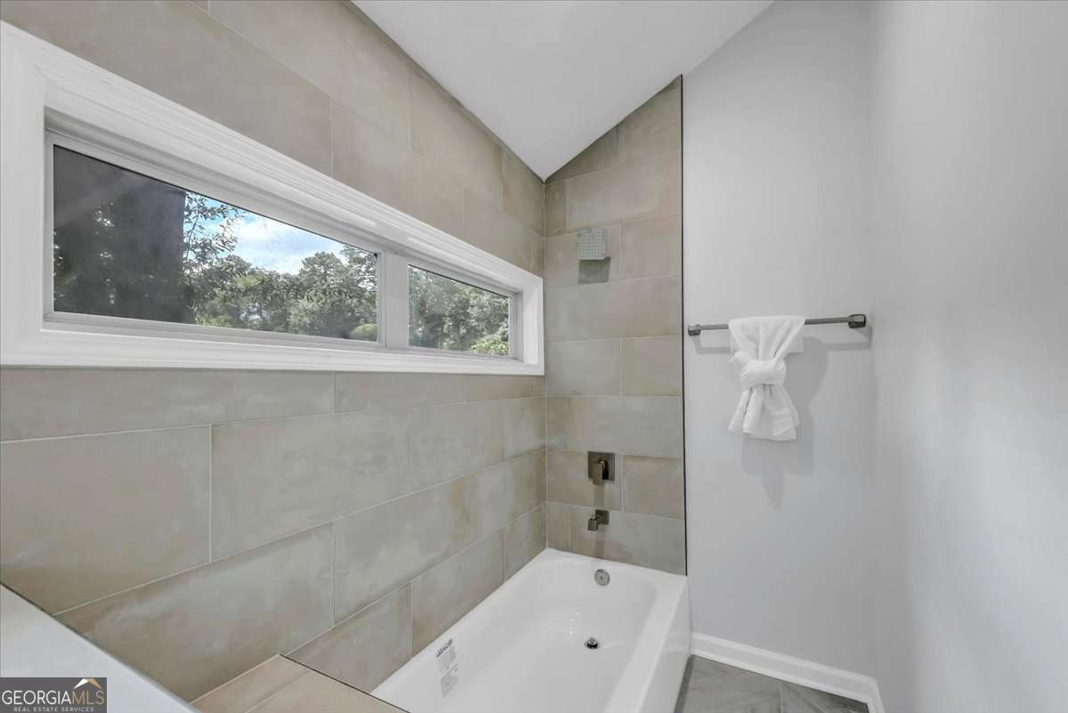 3423 Rugby Circle Atlanta GA 30337