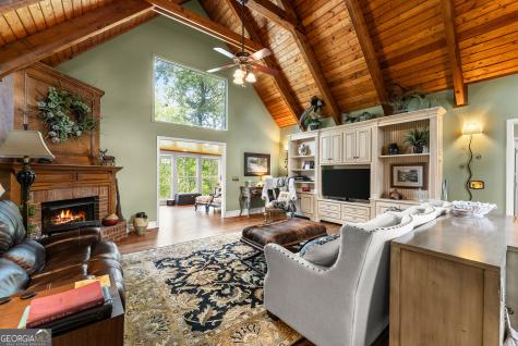501 High Meadow Lakes Road Clarkesville GA 30523
