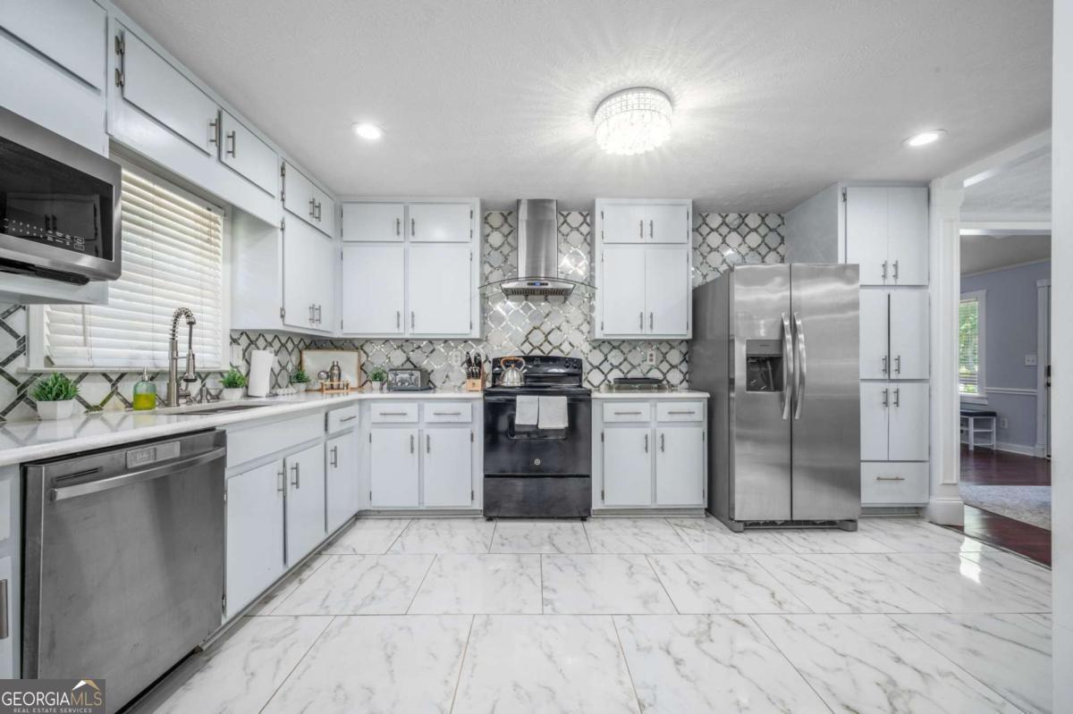 493 Greg Drive SW Lilburn GA 30047