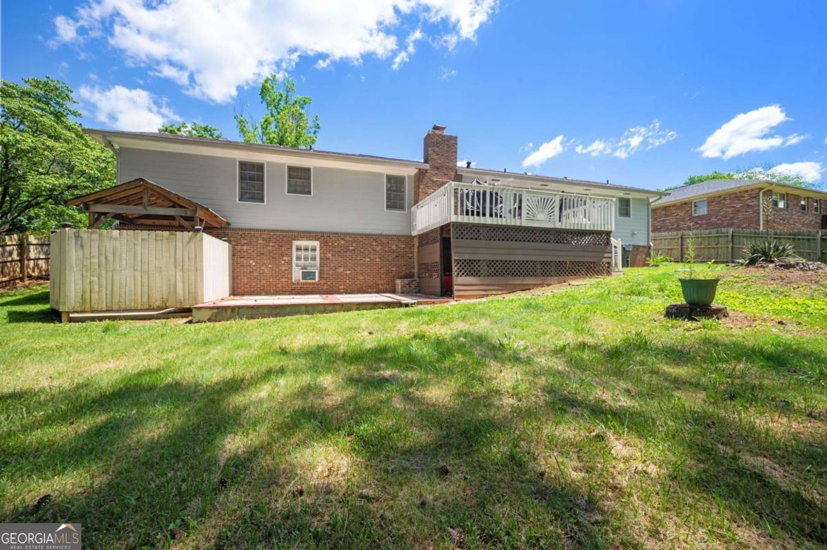 493 Greg Drive SW Lilburn GA 30047