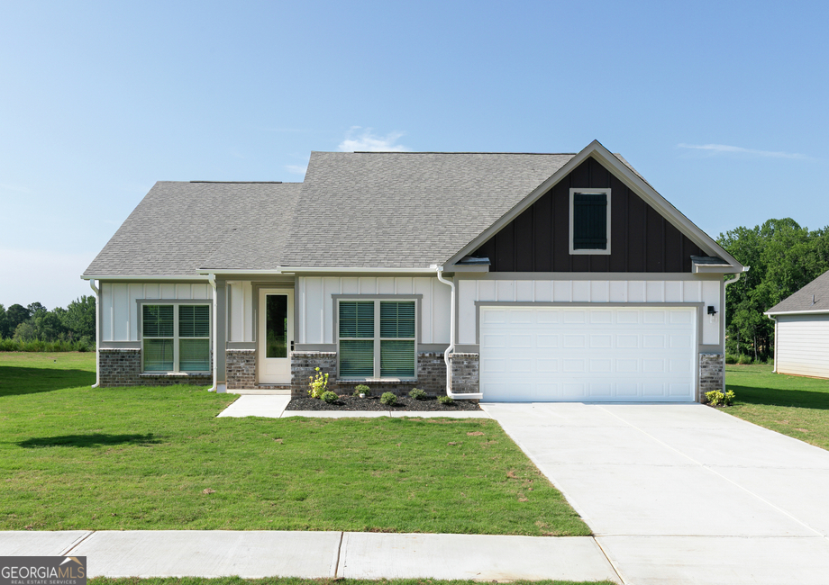 52 Cantrell Drive Dallas GA 30157