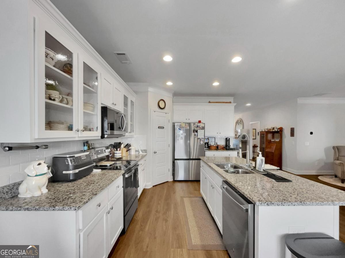 102 Richmond Drive Statham GA 30666