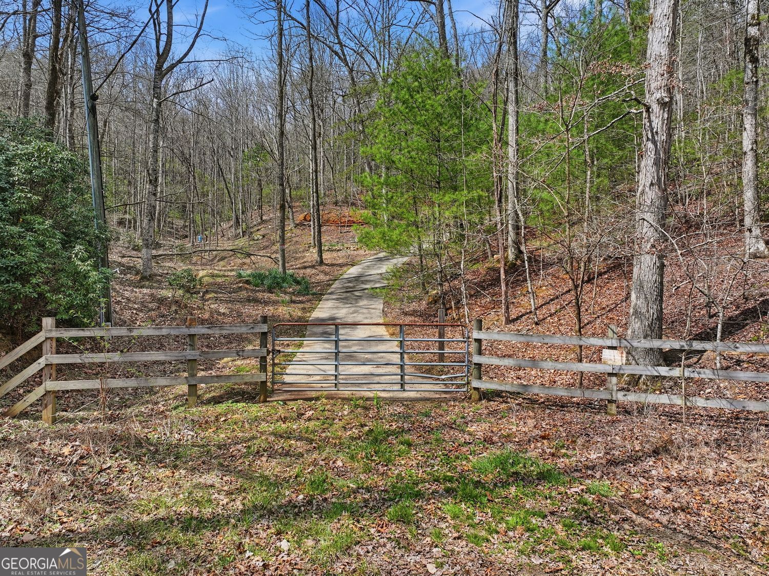 1399 Old Parker Place Road Ellijay GA 30536