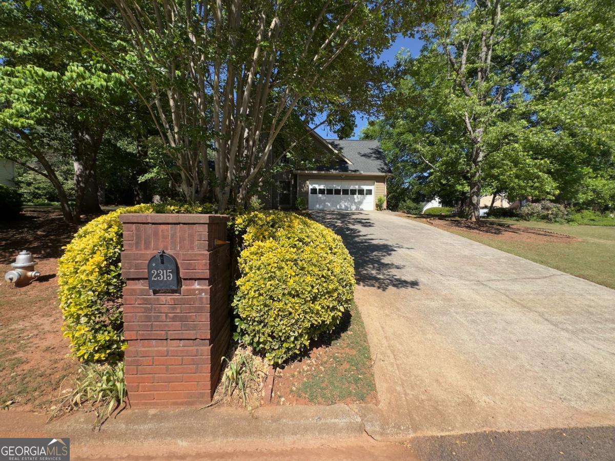 2315 Shore View Way Suwanee GA 30024