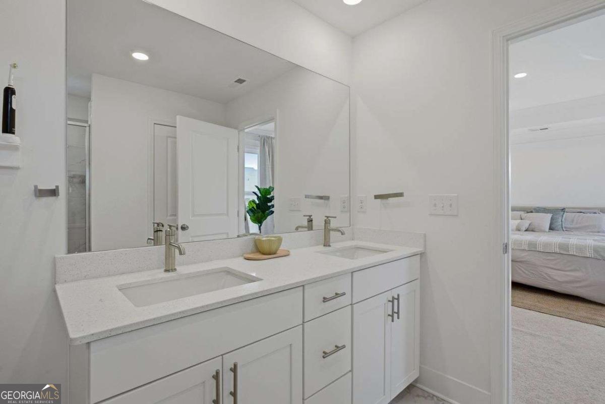 110 Meadow View Loop Dallas GA 30132