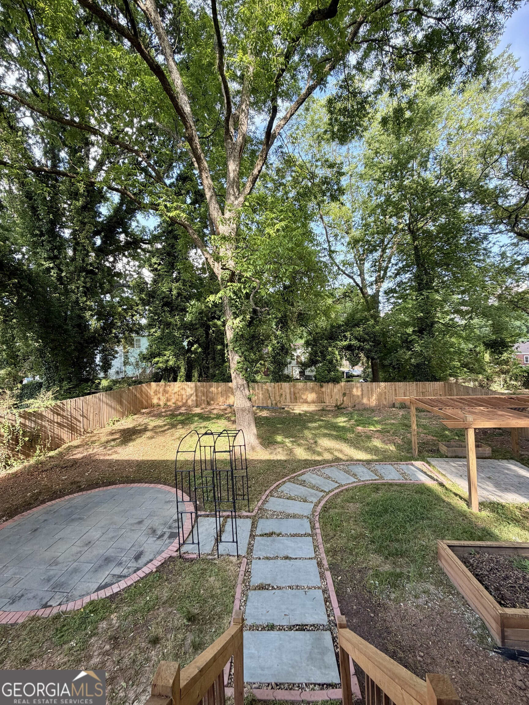 256 1st Street SW Atlanta GA 30314