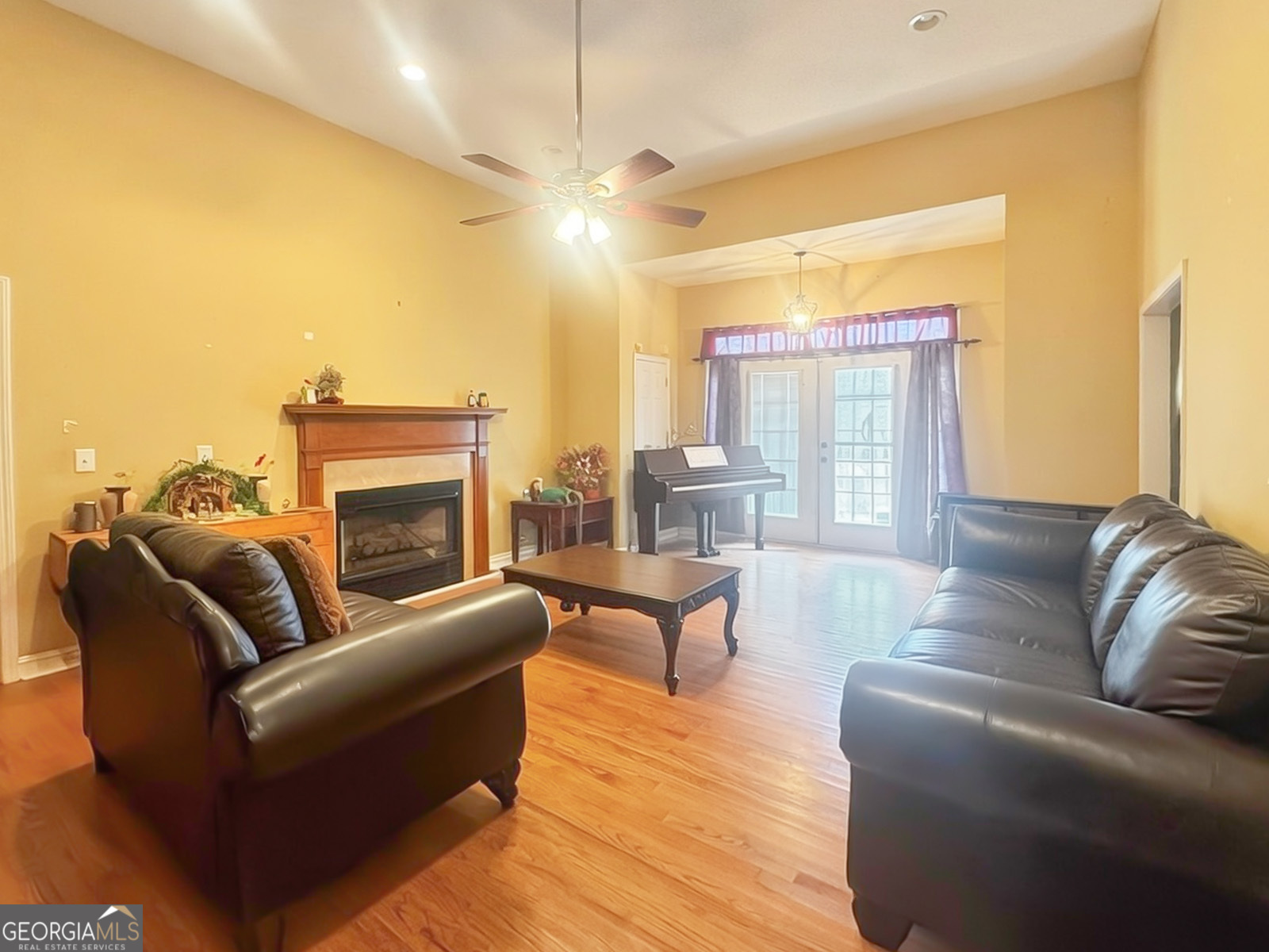 37 Oak Drive Hawkinsville GA 31036