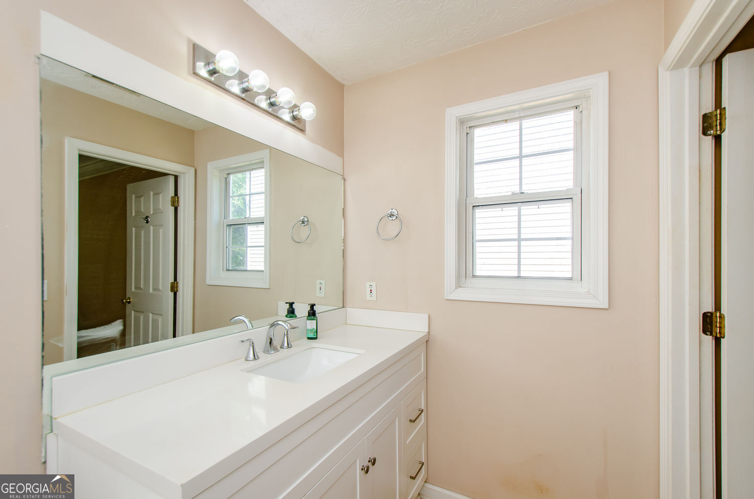 185 Weatherstone Drive Woodstock GA 30188