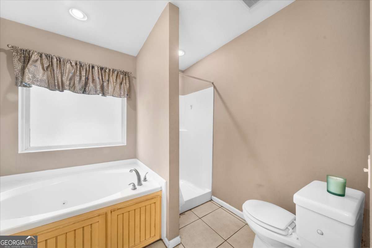 212 Whispering Pine Circle NE White GA 30184