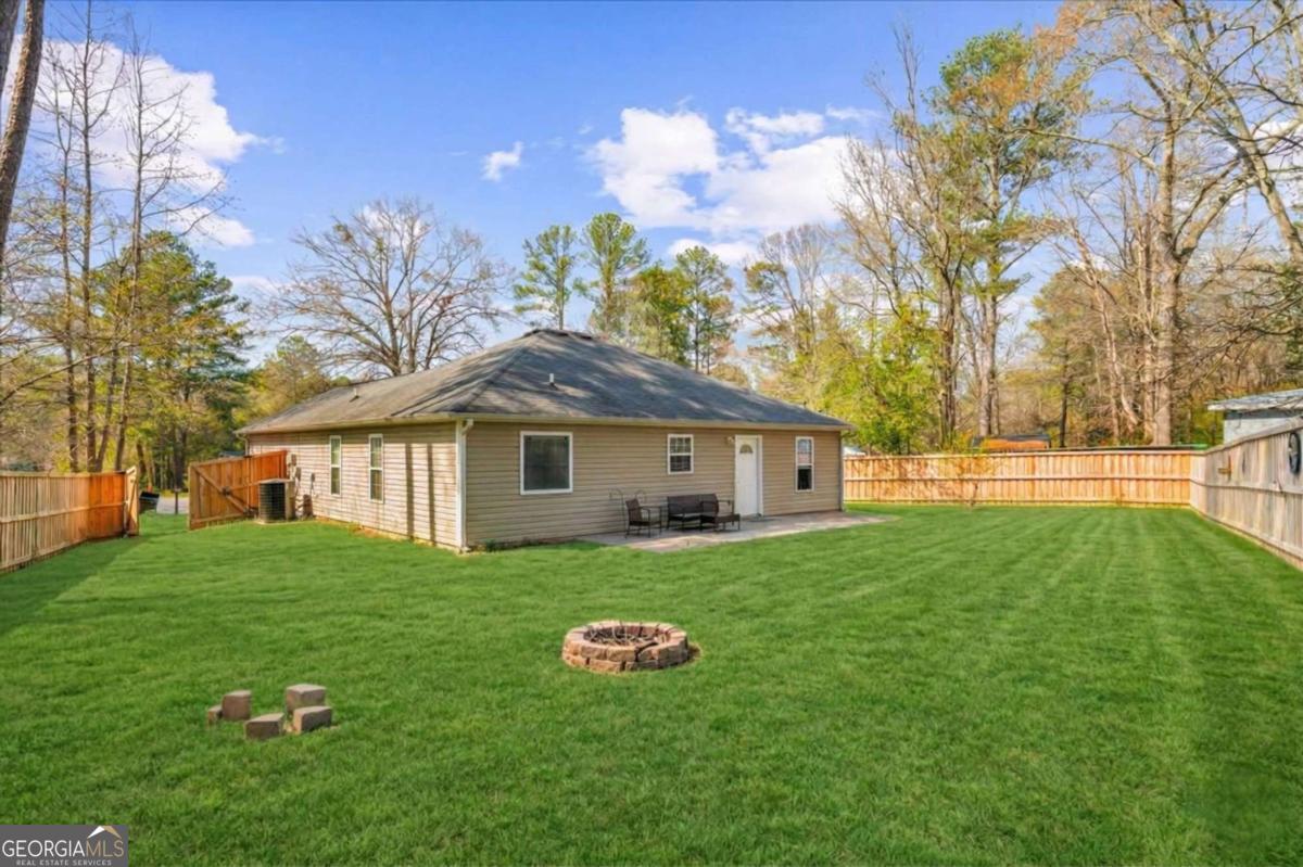 212 Whispering Pine Circle NE White GA 30184