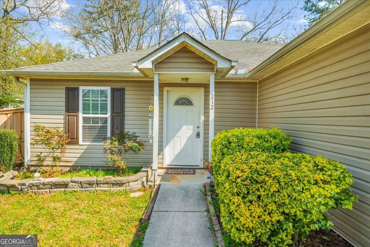 212 Whispering Pine Circle NE White GA 30184