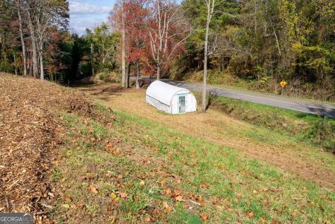 106 Settawig Road Brasstown NC 28902