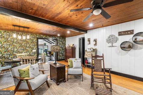 106 Settawig Road Brasstown NC 28902
