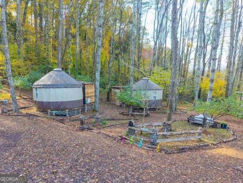 106 Settawig Road Brasstown NC 28902