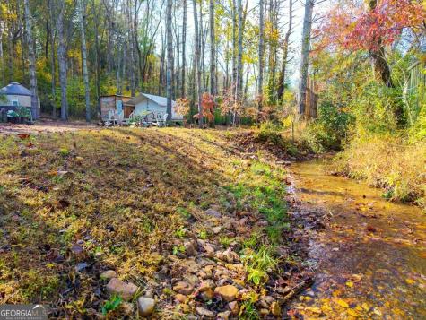106 Settawig Road Brasstown NC 28902