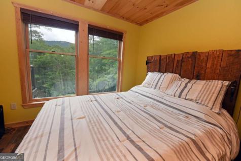 1335 Willard Mountain Road Blue Ridge GA 30513