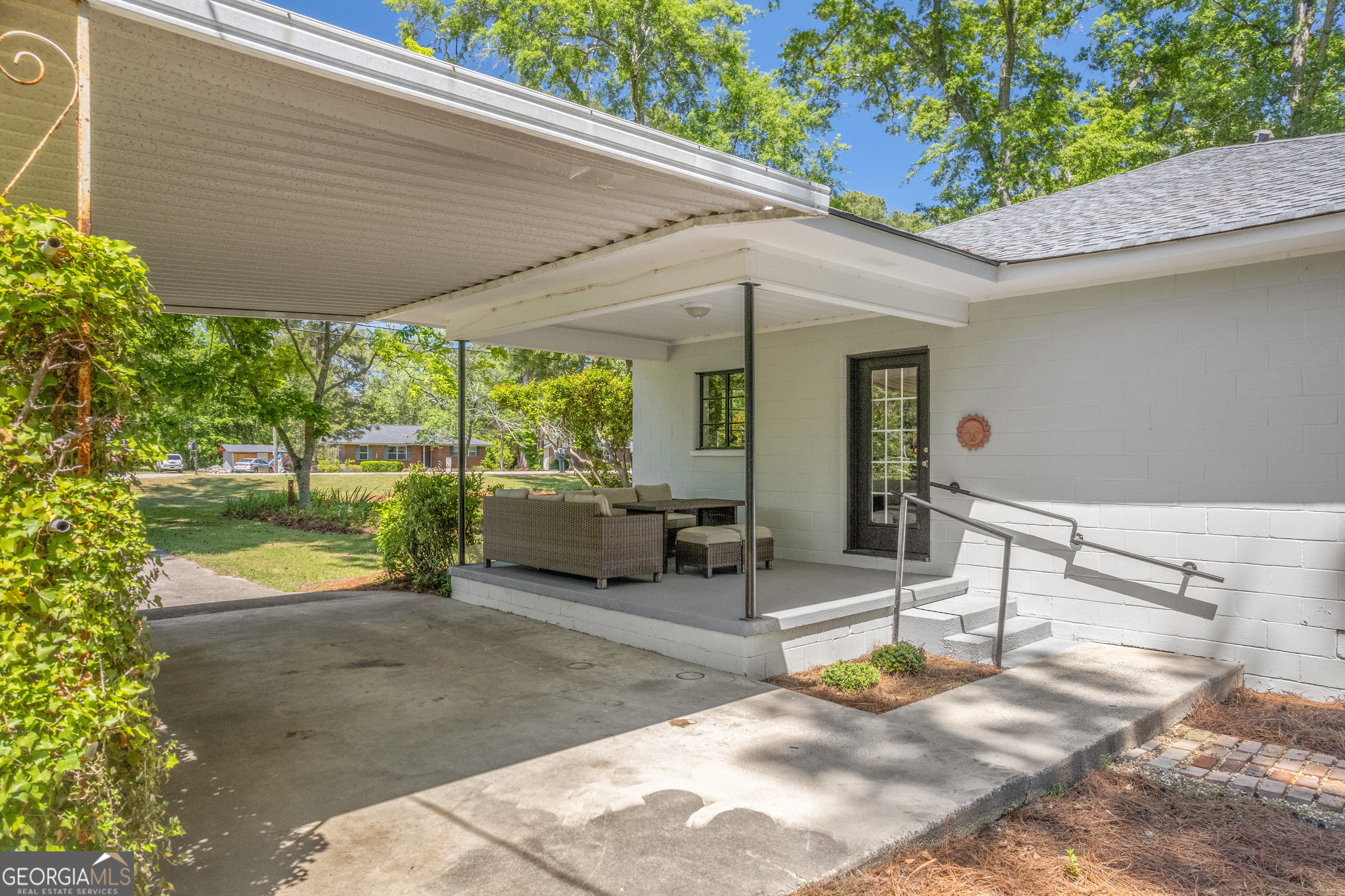 826 E Mccarty Street Sandersville GA 31082