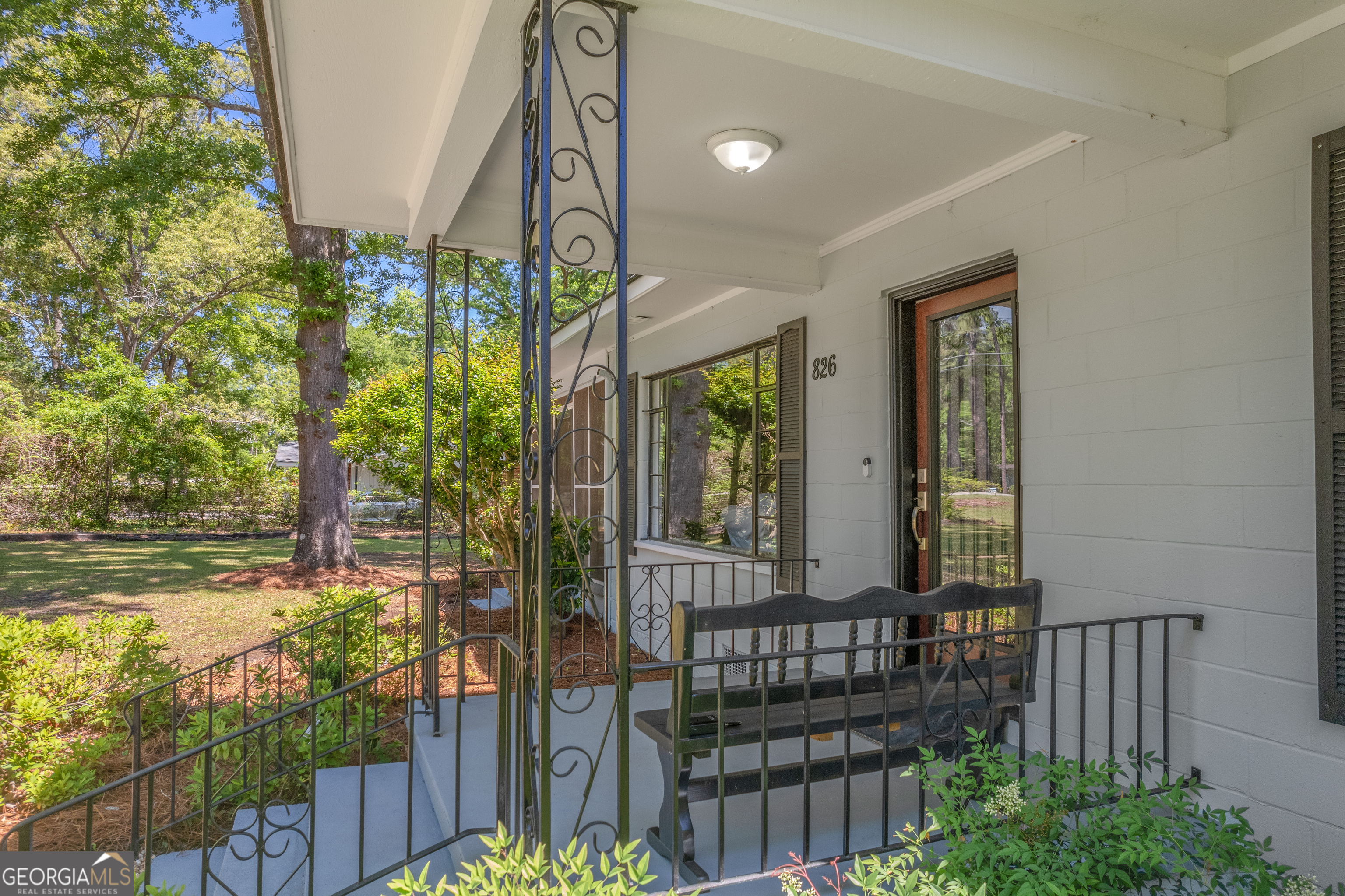 826 E Mccarty Street Sandersville GA 31082