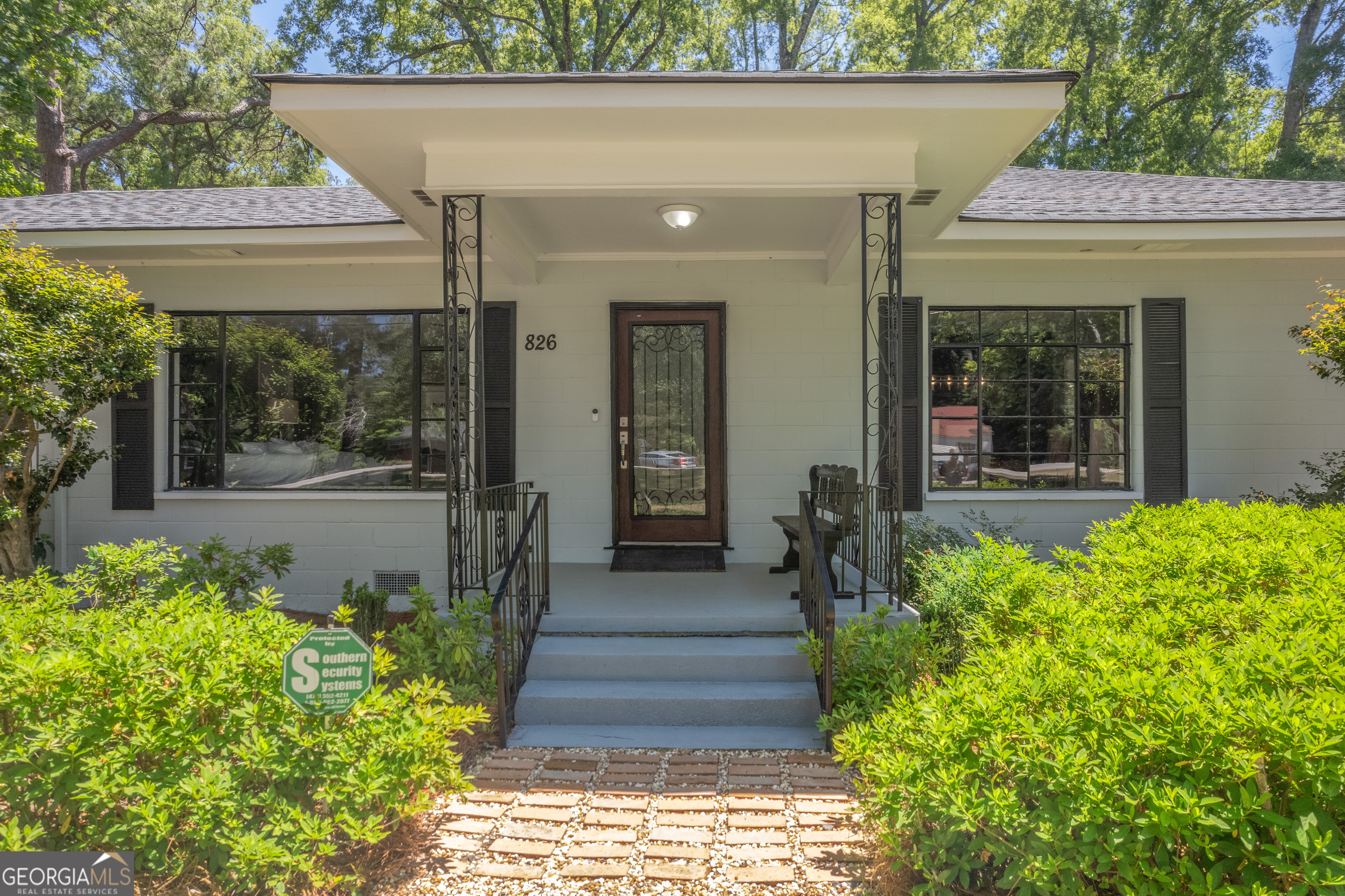 826 E Mccarty Street Sandersville GA 31082