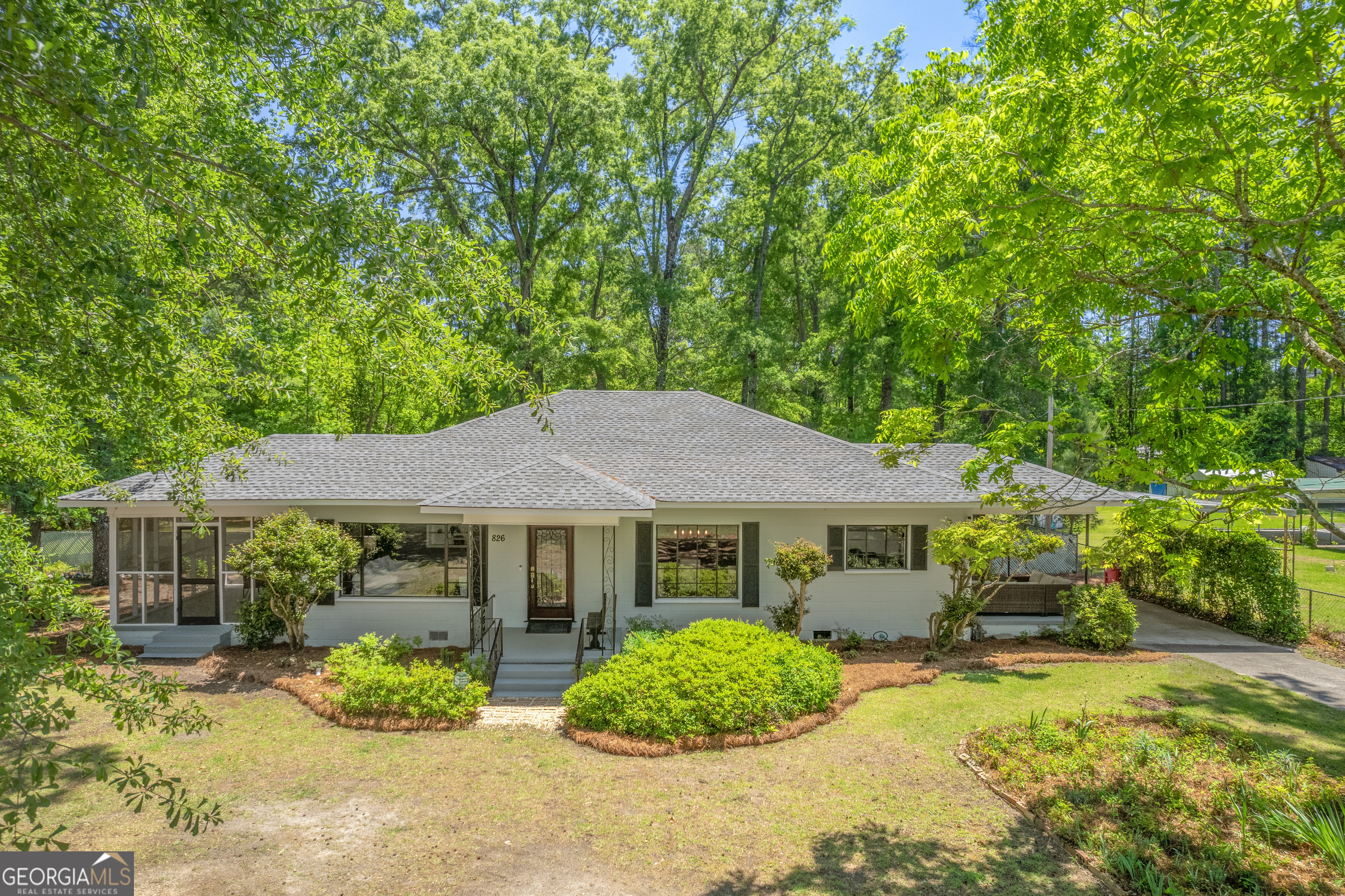 826 E Mccarty Street Sandersville GA 31082