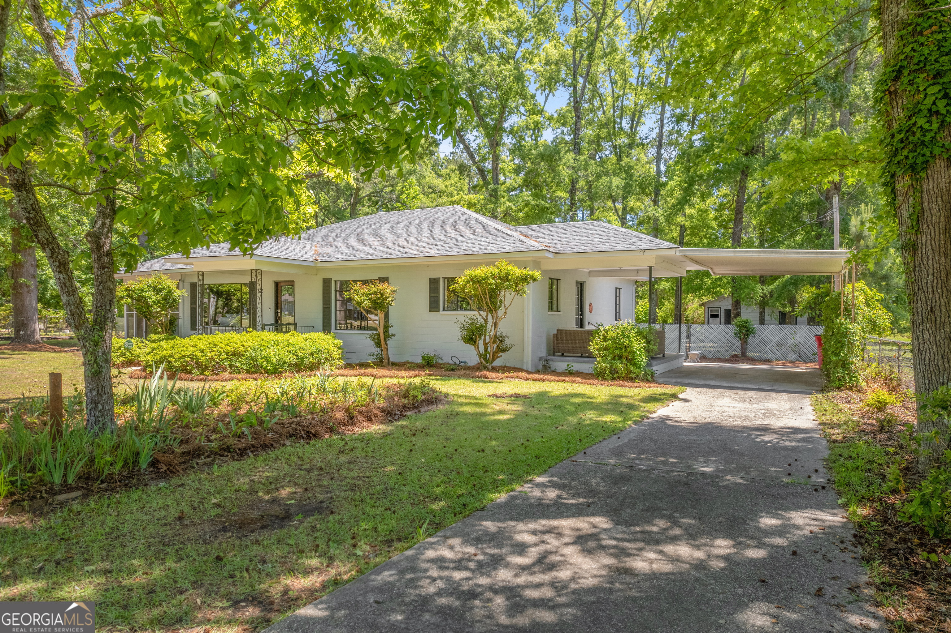 826 E Mccarty Street Sandersville GA 31082