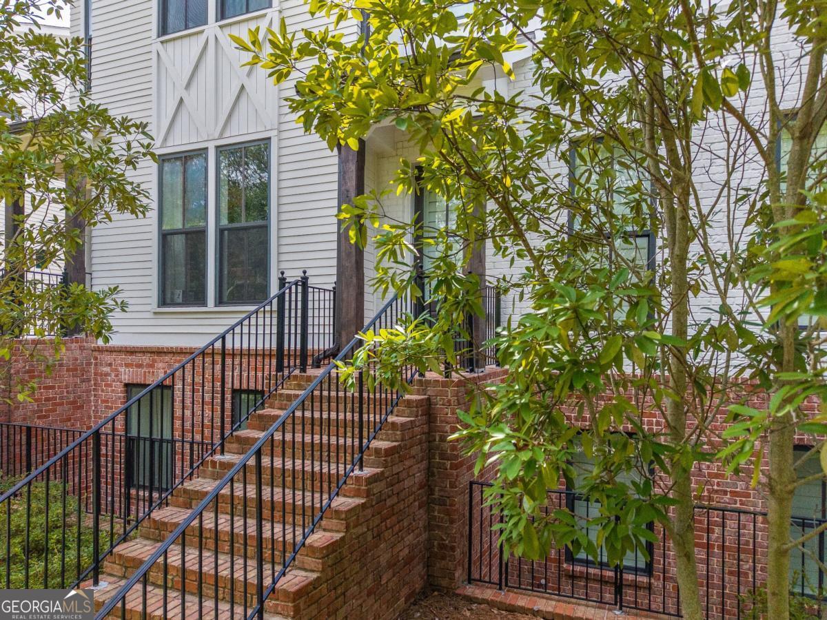 213 Phillips Lane Alpharetta GA 30009