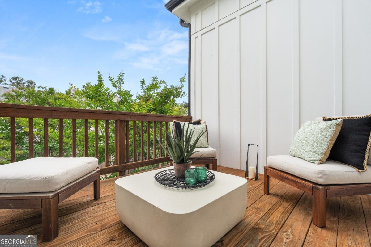 213 Phillips Lane Alpharetta GA 30009