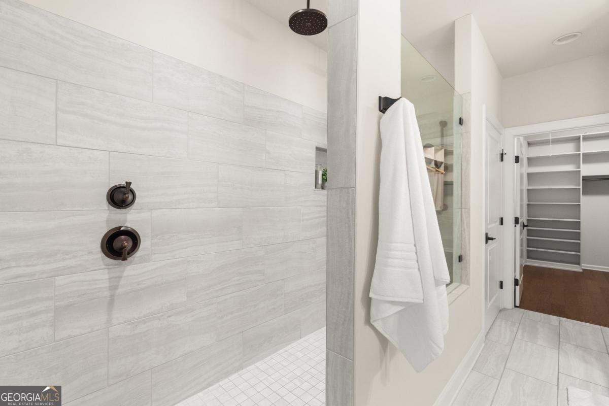 213 Phillips Lane Alpharetta GA 30009