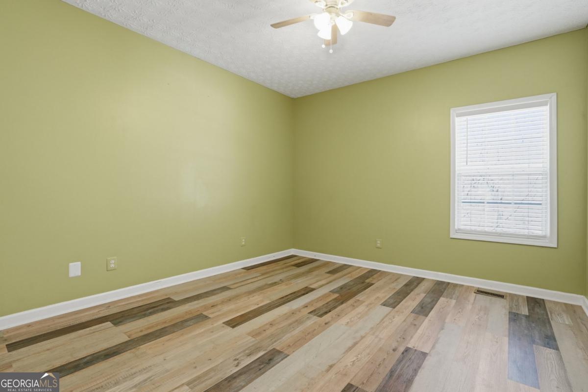 3664 Mcever Lake Road Pendergrass GA 30567