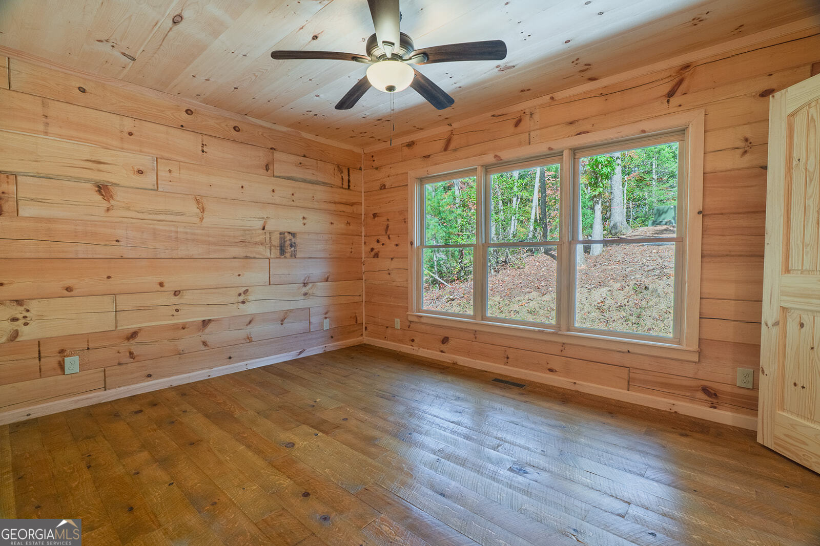 100 Crystal Oliver Lane Blue Ridge GA 30513