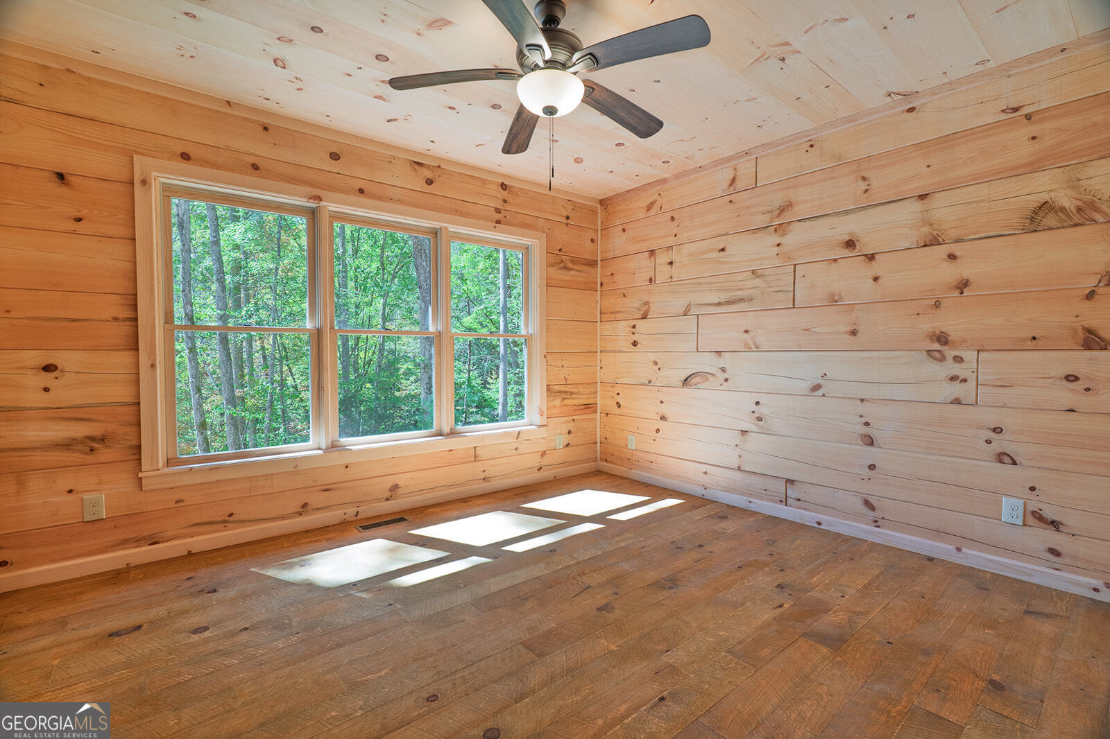 100 Crystal Oliver Lane Blue Ridge GA 30513