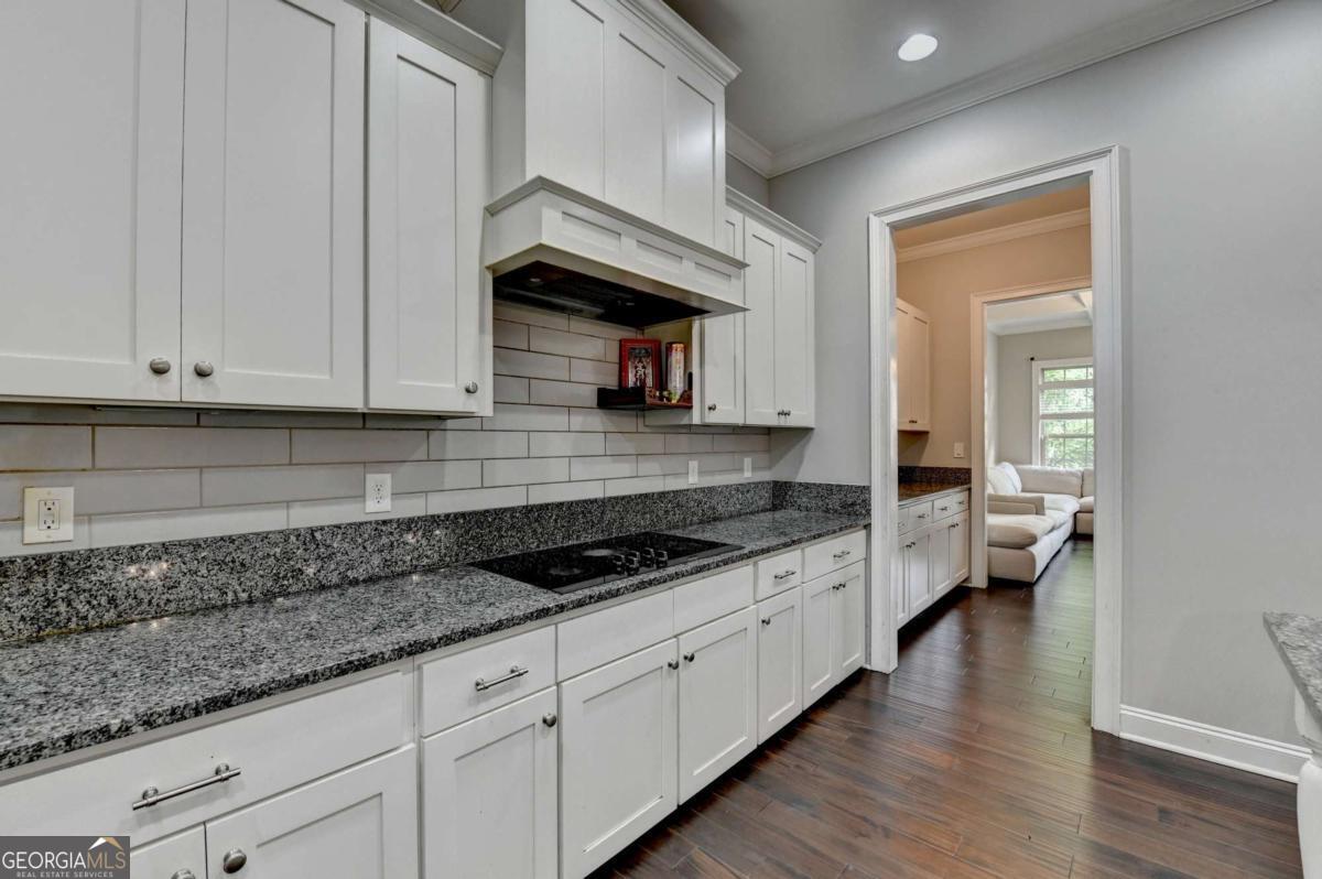2081 Lee Road Smyrna GA 30080