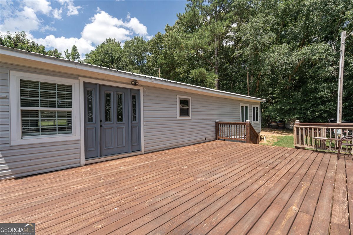 46 Whitsel Hollow Comer GA 30629