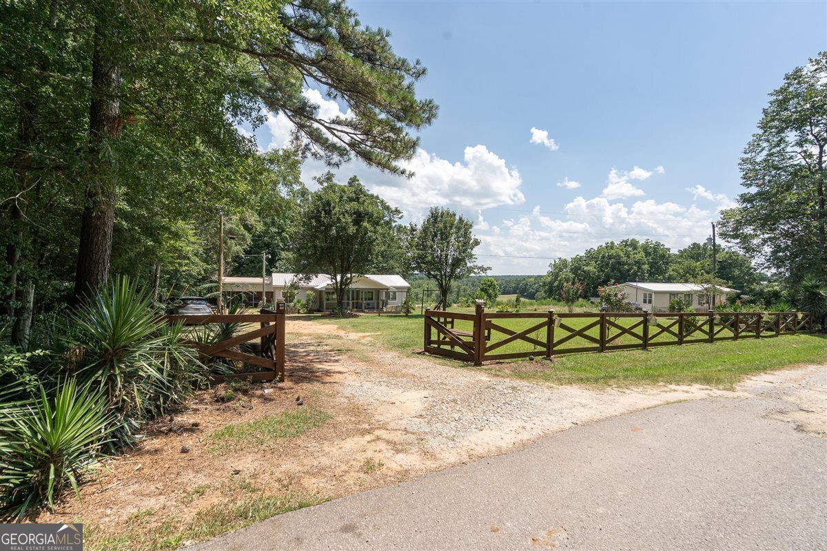 46 Whitsel Hollow Comer GA 30629
