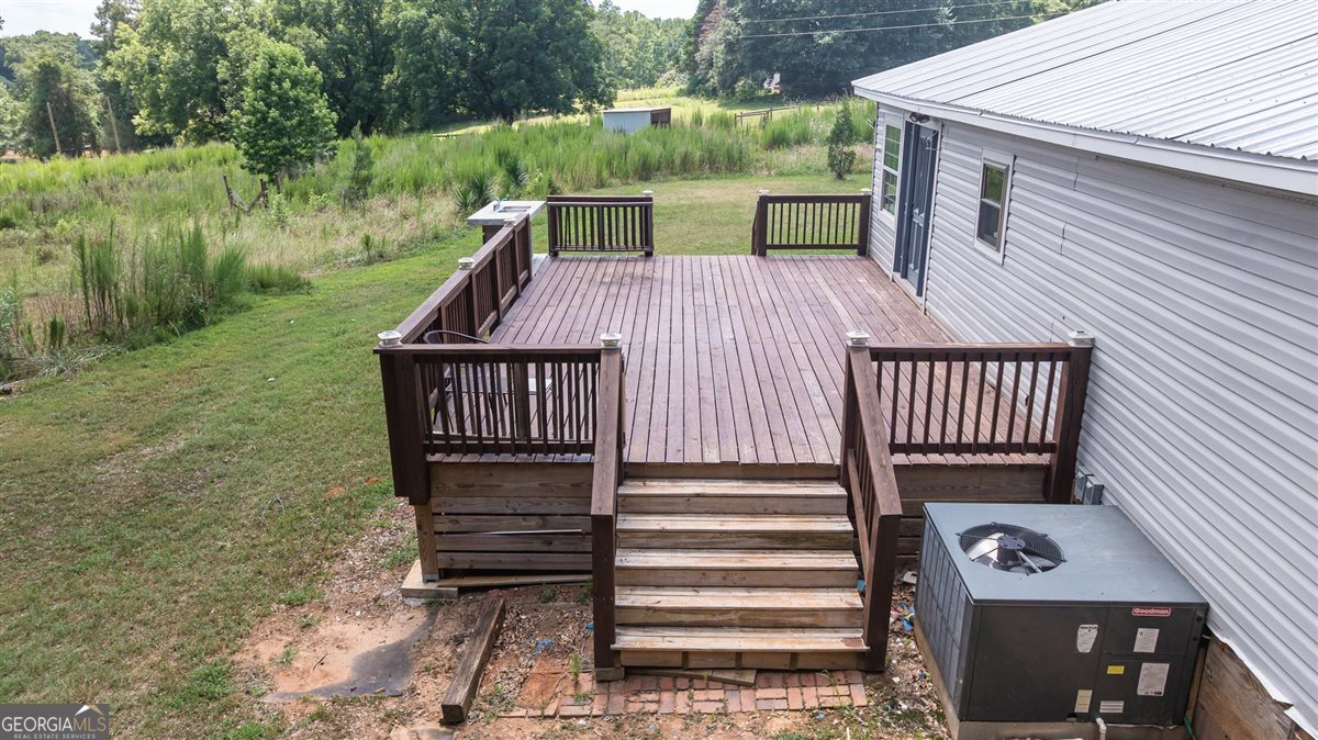 46 Whitsel Hollow Comer GA 30629