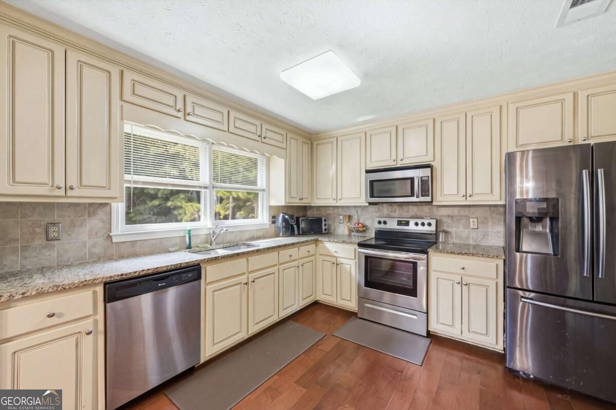 1490 Chalet Circle Lawrenceville GA 30043