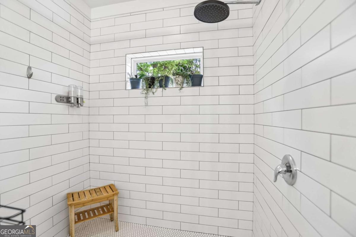 333 Ohm Avenue Scottdale GA 30079