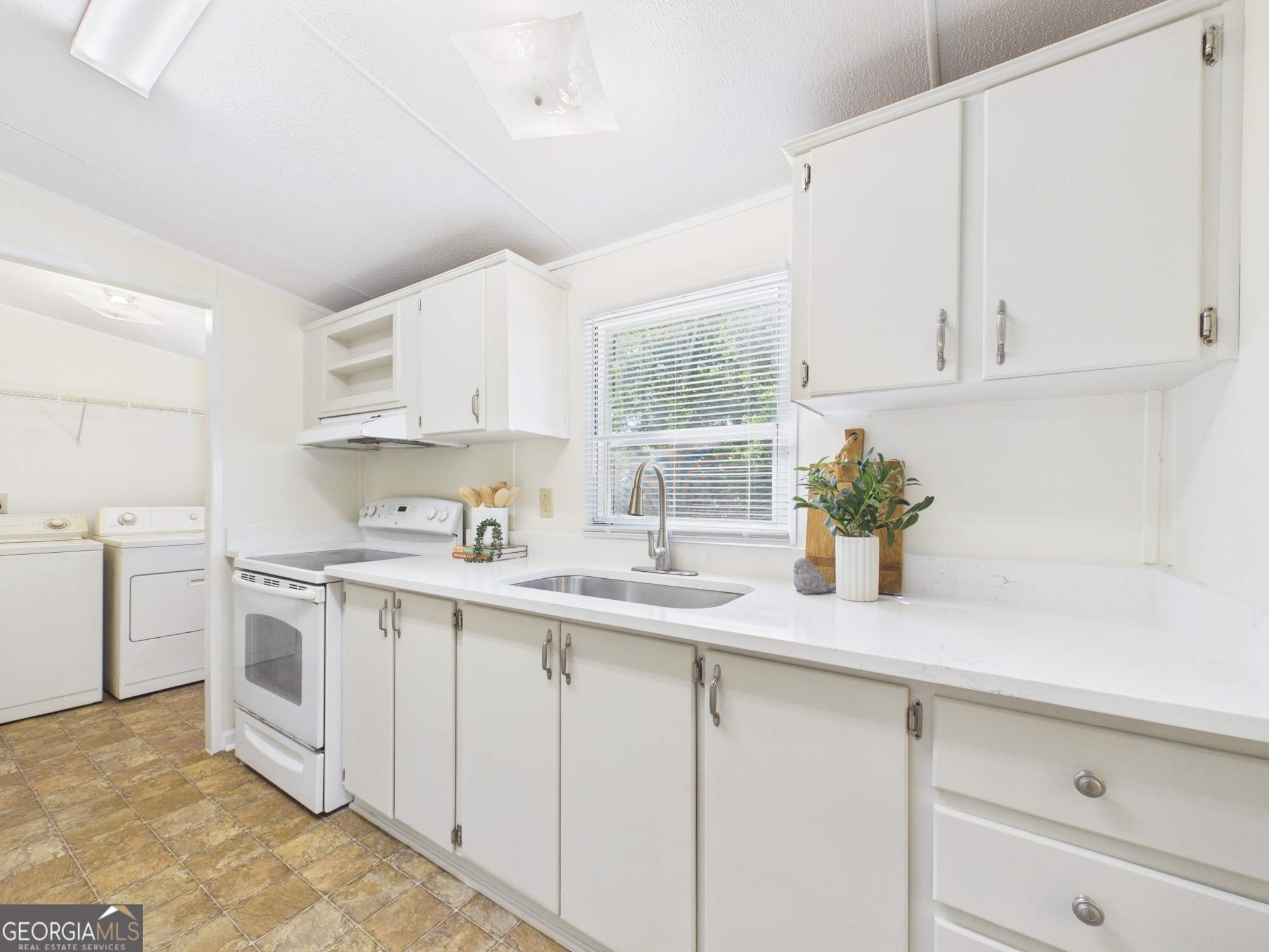 110 Ridge Court Kathleen GA 31047