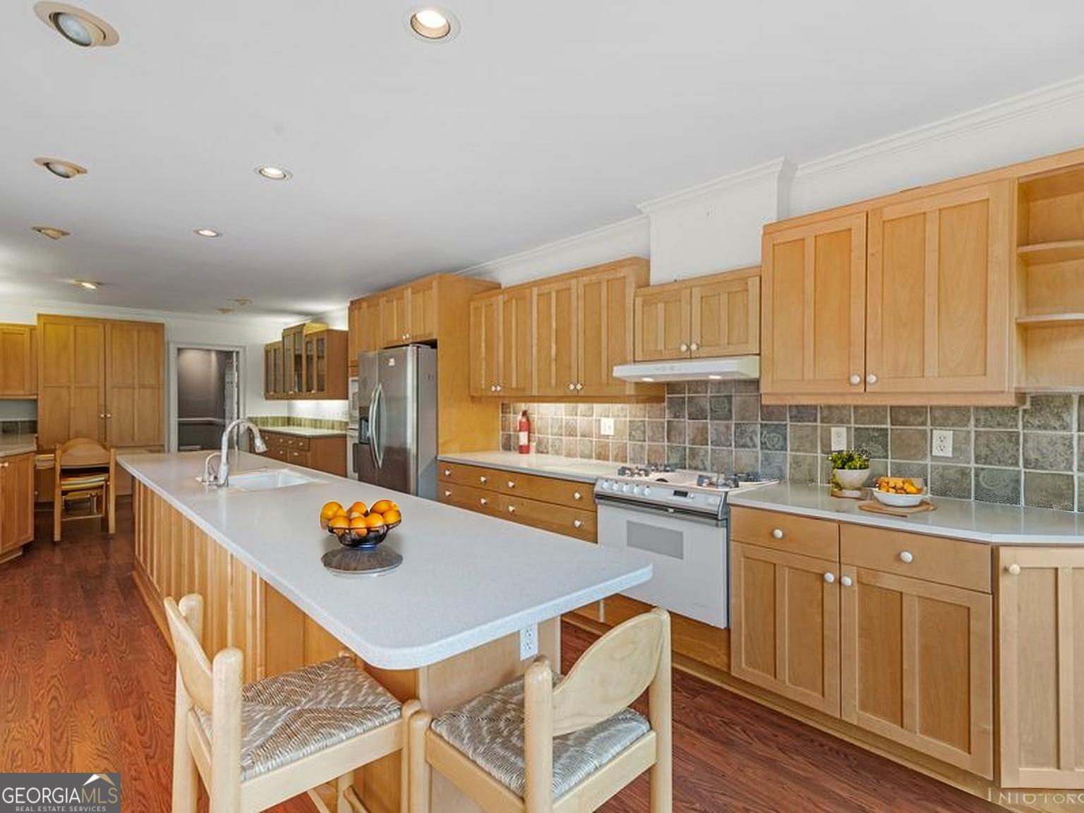 6 Downshire Lane Decatur GA 30033